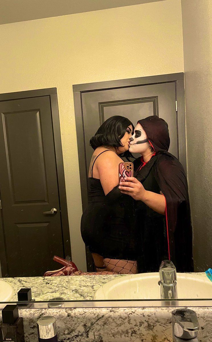 Kandelaria__'s tweet photo. Malaria & Grim ๐ ๐๐ซถ๐ป #Halloweekend #MyBabyBoo https://t.co/JYoa2iGV7U