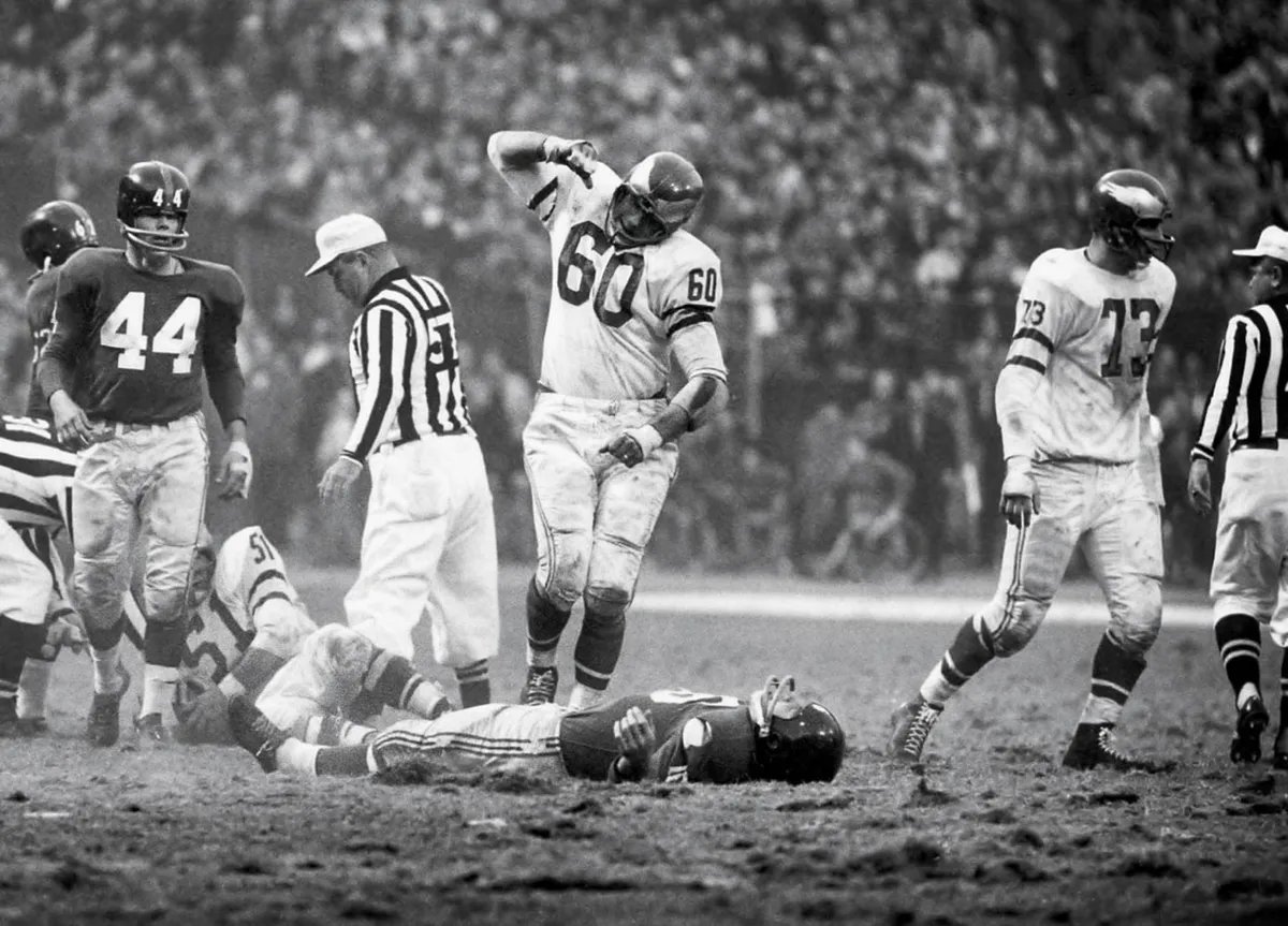BugDoll614's tweet photo. @SNFonNBC This one was easy. https://t.co/xyeRaQIqJ6