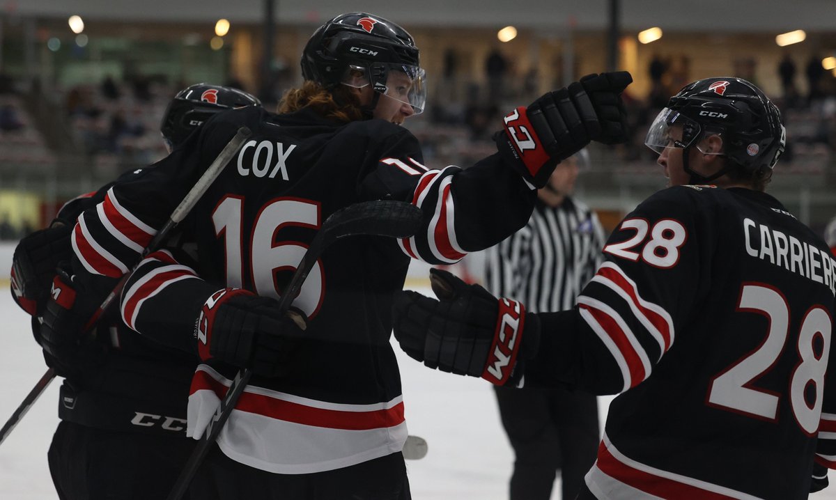 SAIT_Trojans's tweet photo. Your SAIT Trojans take it in overtime tonight with a final score of 4-5 against the @naitooks. 🎉

Cam McAdam was named the Trojans @acac_sport Player of the Game.

Good job Trojans! 

Pics by Tayler Stroobant

#acacsport #hockey #wearetrojans https://t.co/pARPWci1VG