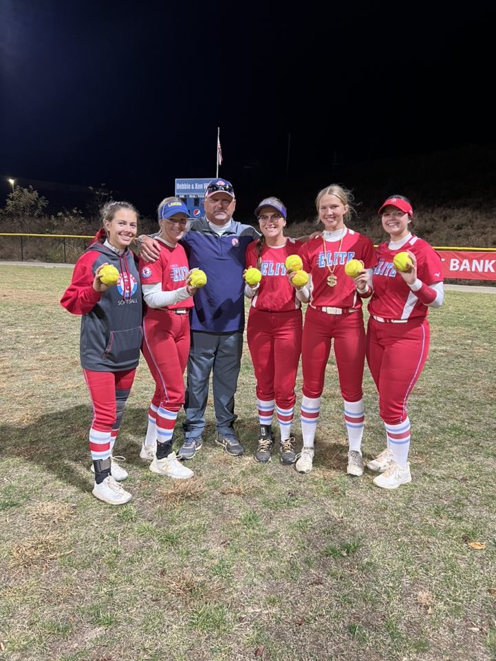 Super proud of my team, we went 4-0 today in Asheville‼️I went 4/5 at the plate with a single and 3 home runs!! back at it tomorrow! <a href="/EliteOwens/">Carolina Elite Owens</a>