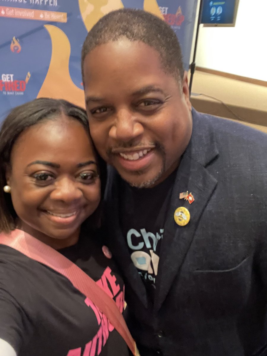 TheLadyKimLee's tweet photo. 2day @AKA_BPO participated in #GETFIREDUP🔥 to encourage others to GET OUT &amp; EARLY VOTE🗳 @FrankScottJr @JonesForAR 
#AKA #AKA1908 #SoaringWithAKA 
#soartothepolls #wearesouthcentral #betapiomega
#vote https://t.co/V3MEvdFBfA