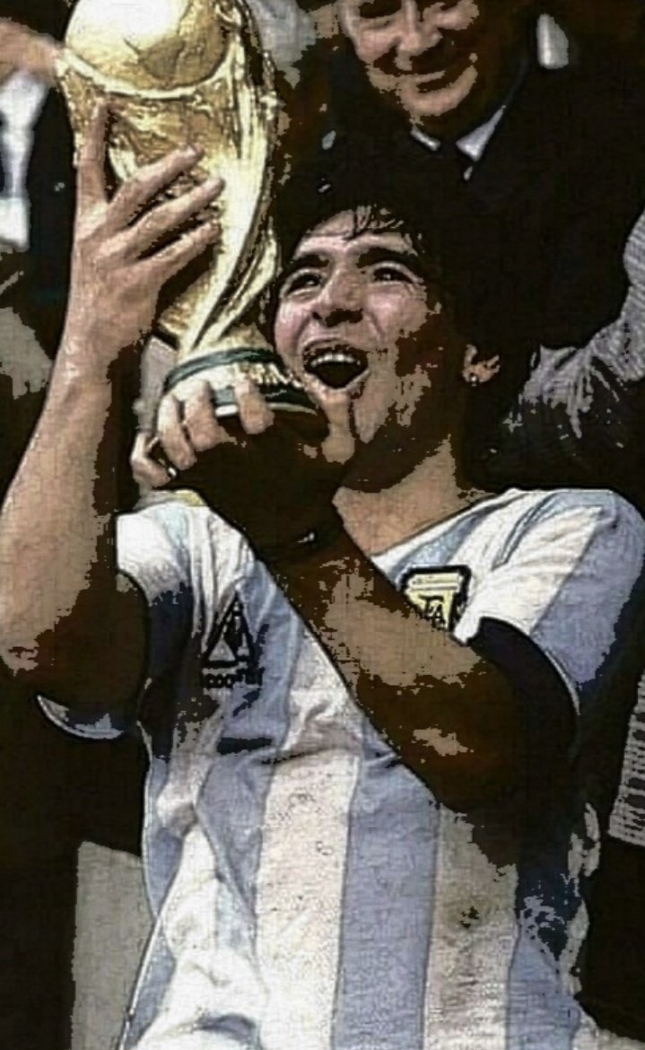 #DiegoEterno
Fuiste, sos y serás el mejor jugador de todos los tiempos. Pasa el tiempo y no te olvido diego. Gracias por estar siempre con nosotros, los maradoneanos.