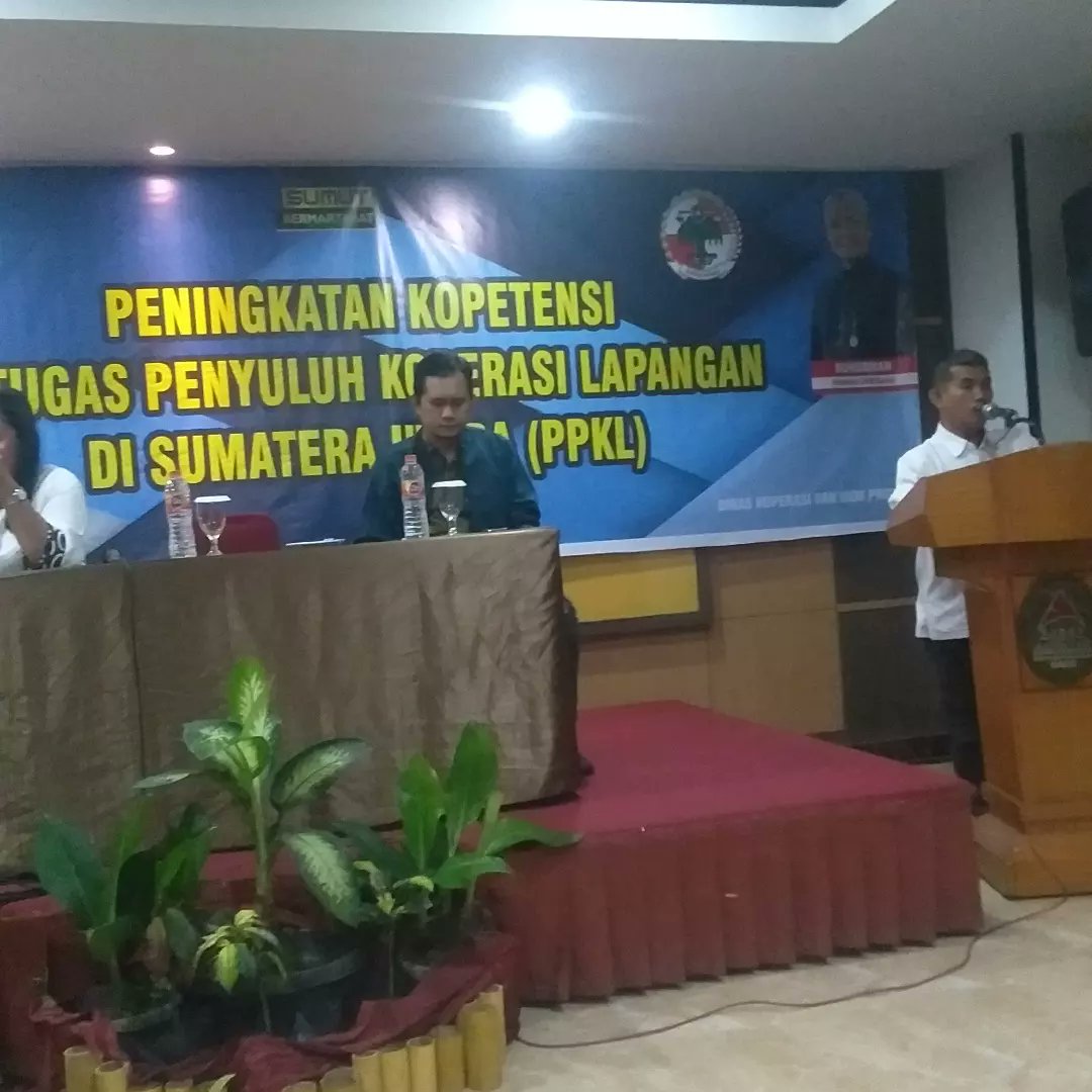 Dina66283693's tweet photo. Late post, 26 s/d 27 Oktober 2022. Mengikuti Pelatihan Peningkatan Kompetensi Petugas Penyuluh Koperasi Lapangan di Hotel Grand Antares Medan.
#petugaspenyuluhkoperasi
#ppklkemenkopukmri
#ppklsumut
#ppklkablangkat https://t.co/Cy6tT2g4sC