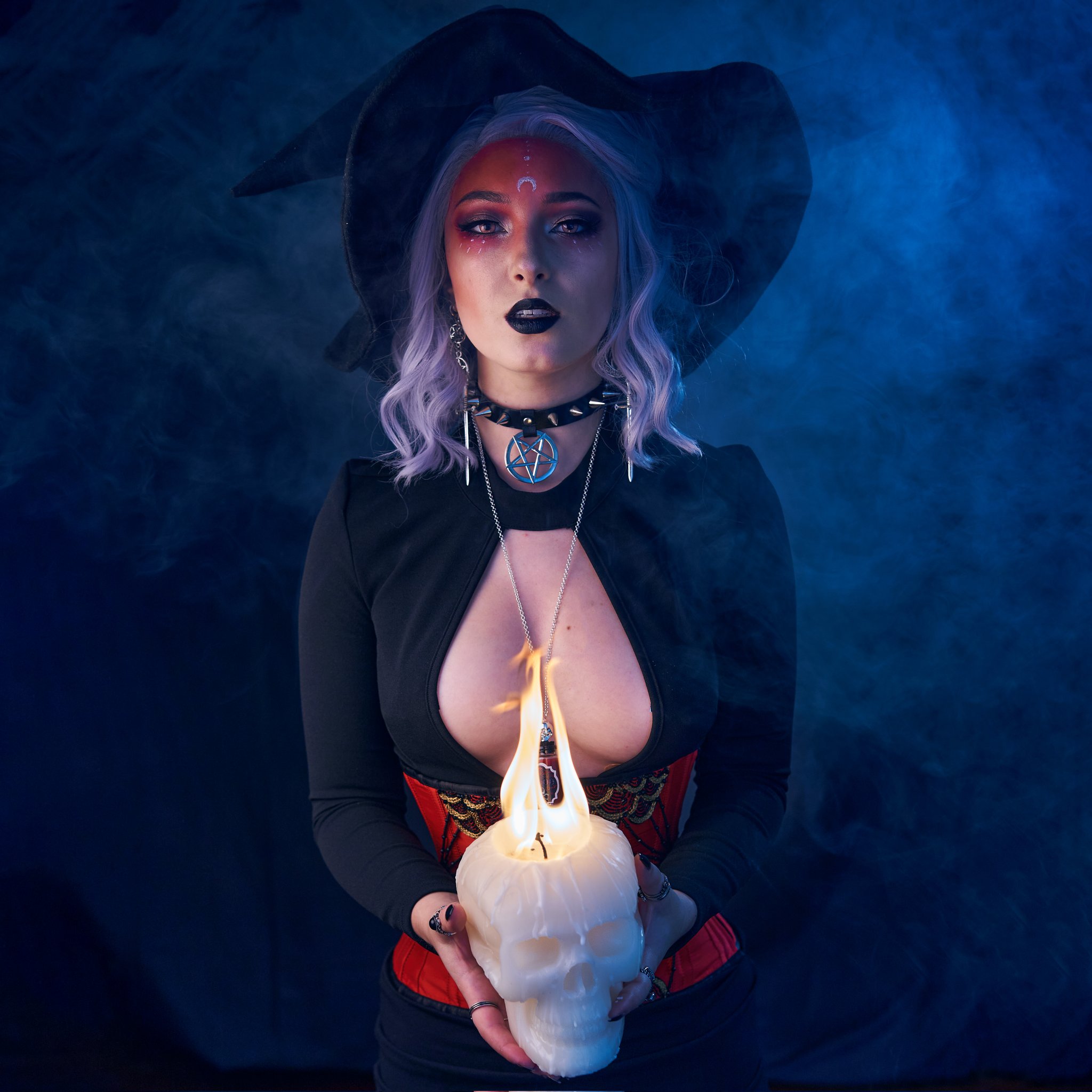 FallCosplay on X: 🎃 Happy Halloween! New spooky set out now! ❤️👻  t.con7GJulFhda 📸 @etphemera t.cocLLpg4pUgV  X