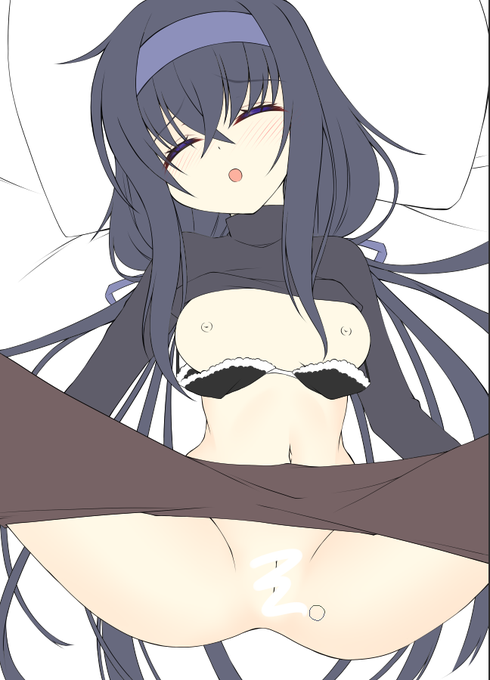 コミケに備えてウイ描く練習しながら秋天見ますわよ 