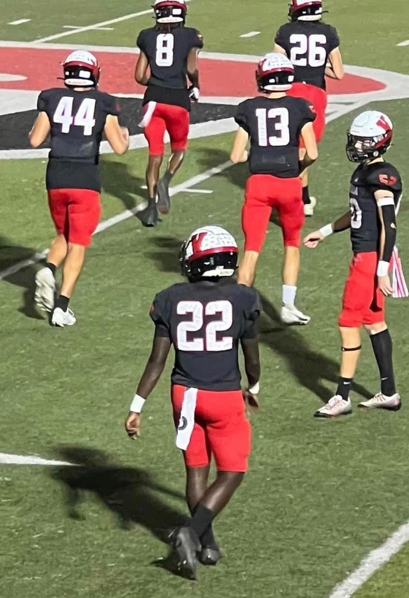 AdrianSmithJr3's tweet photo. 40-2 win last night ….5 tackles 1 TFL and a assisted sack! 🔥 https://t.co/D1SGDxIWZZ