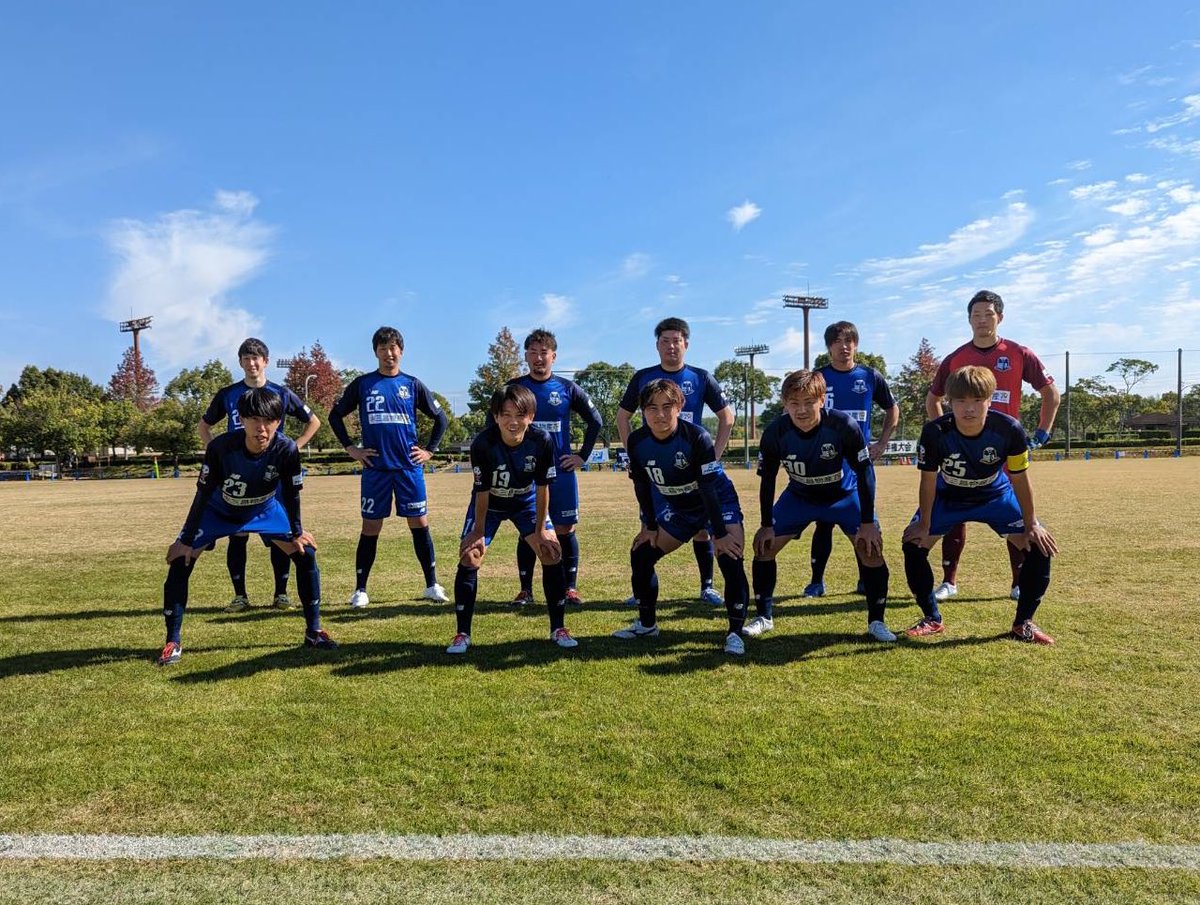 TSV1973_PLAYERS's tweet photo. 🔵試合終了🔵
全国クラブチームサッカー選手権大会
10/30(日)
vs K'2 玉野
11:00 K.O
前半2-1
後半0-1
計2-2
PK戦7-6

K'2玉野と対戦しPK戦の末、勝利いたしました。応援ありがとうございました。
#TSV1973四日市
#地域に根ざす
#四日市
#四日市ブルー https://t.co/Y7c86cHCVC