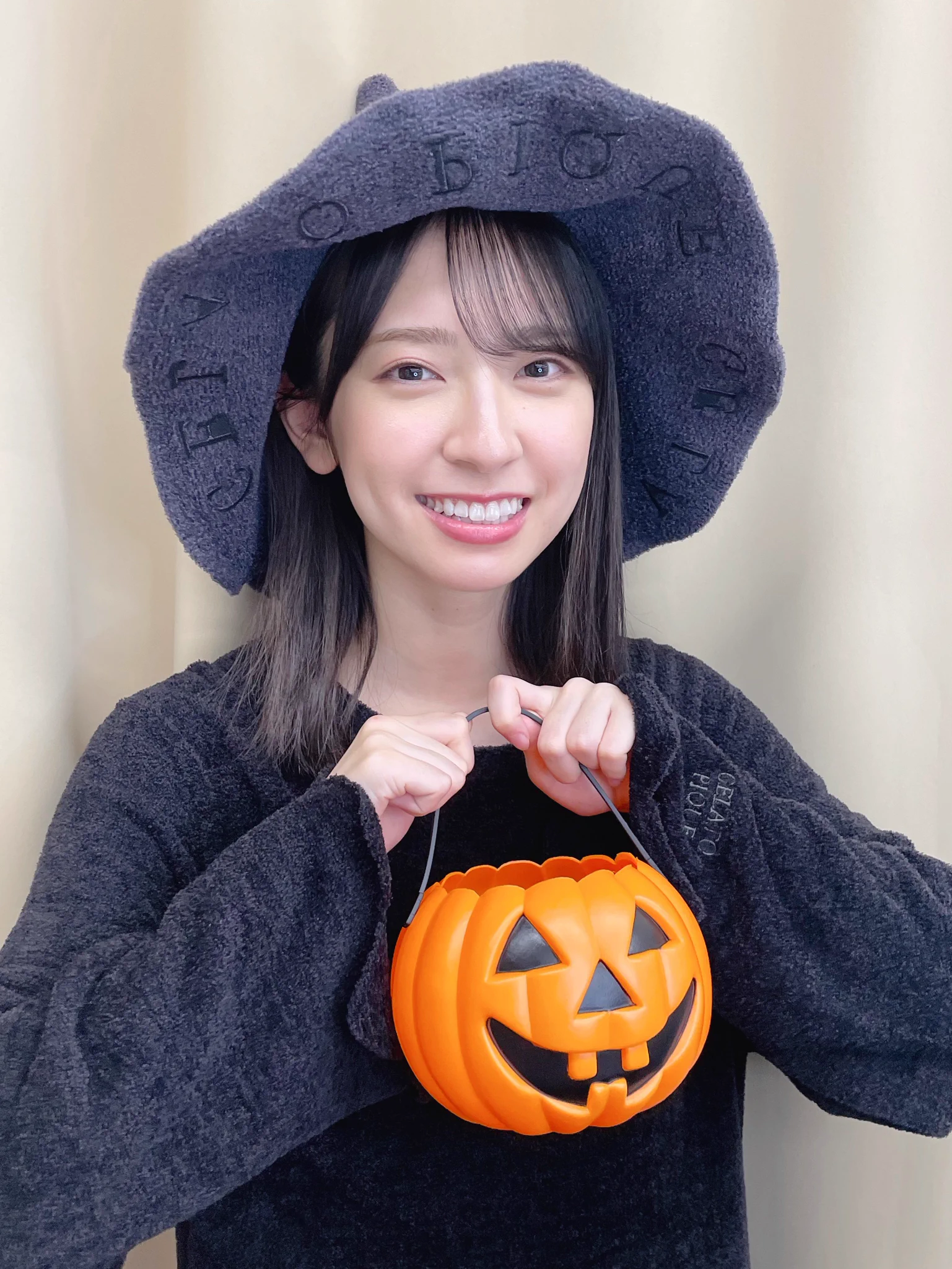 日向坂46 金村美玖 1st写真集『羅針盤』発売中【公式】 on X