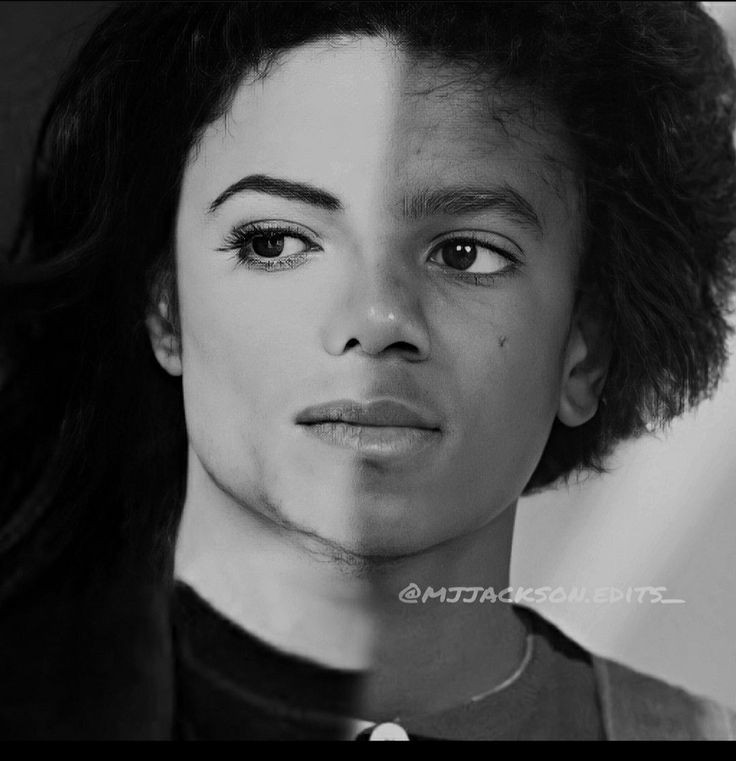 paidocirilo's tweet photo. muitas das fotos mais famosas do Michael Jackson são alteradas digitalmente, com a intenção de reduzir o destaque dele na indústria, já que, segundo ele mesmo, a mídia o tratava com desrespeito pelo.simples fato dele ser um homem negro que se sobressaiu. Confira: https://t.co/XX1w2ETrUI