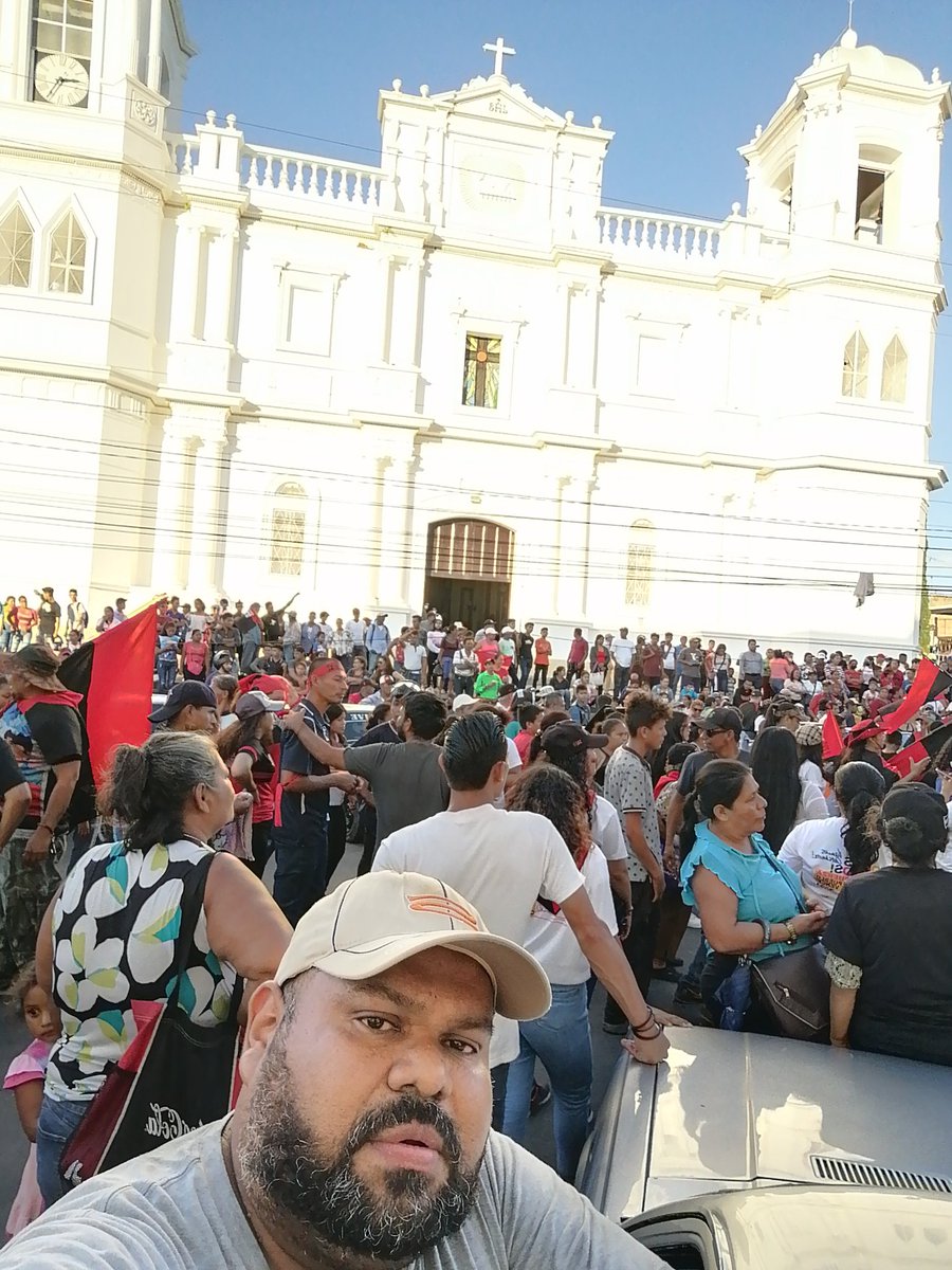 SILVIOROMEO3's tweet photo. Cierre de campaña desde Matagalpa 2022. Nicaragua más linda que nunca.
#2022PuebloVictorioso
#LeónRevolución https://t.co/OMnyzFx3hP