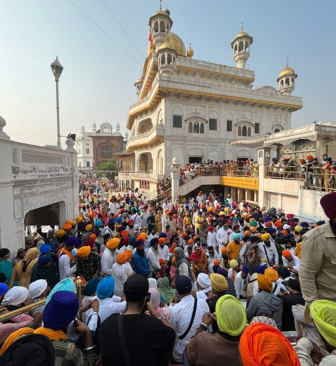 papalpreetsingh's tweet photo. ਅੰਮ੍ਰਿਤ ਛਕੋ, ਸਿੰਘ ਸਜੋ।
#sikhsovereignty https://t.co/zFngWmCFGd