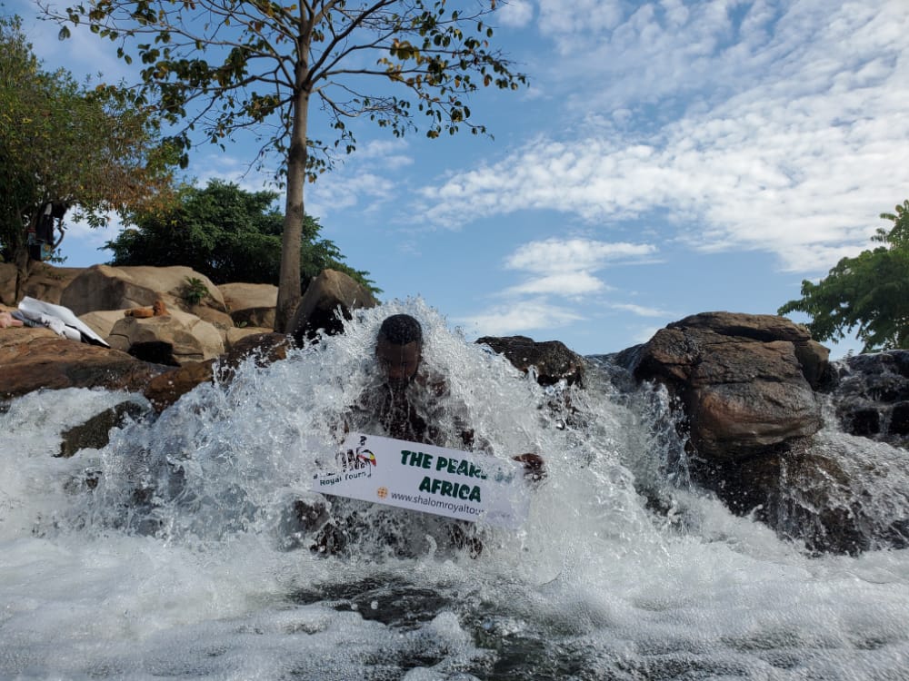 Let us take you to the Pearl of Africa.#shalomroyaltours #travelwithbinance #travelphotography #travelling #tourism #trips