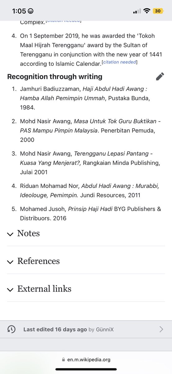 emmmeerr's tweet photo. @lady_bugg11 Dah banyak menghasilkan buku-buku ilmiah. Awak ada tulis buku ke sis ? Lagi memecahbelah ada la https://t.co/978QP4fx0N