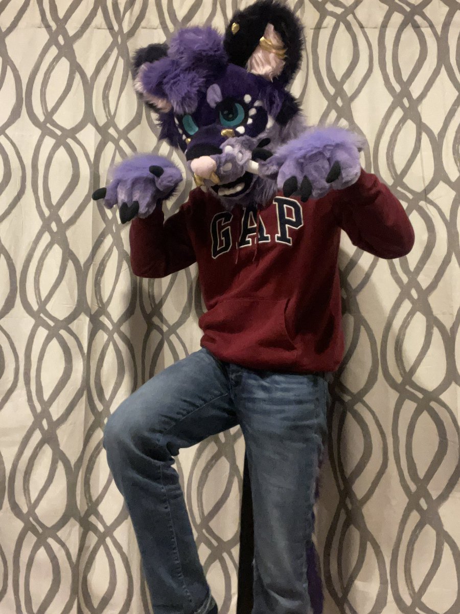 CosmoSaberCat's tweet photo. FIRST FURSUIT PICS OF COSMO!!!! Thank you @KabberCreations so much for bringing him to life :D!!!!

#furry #fursuit https://t.co/uHwuR3RoH4