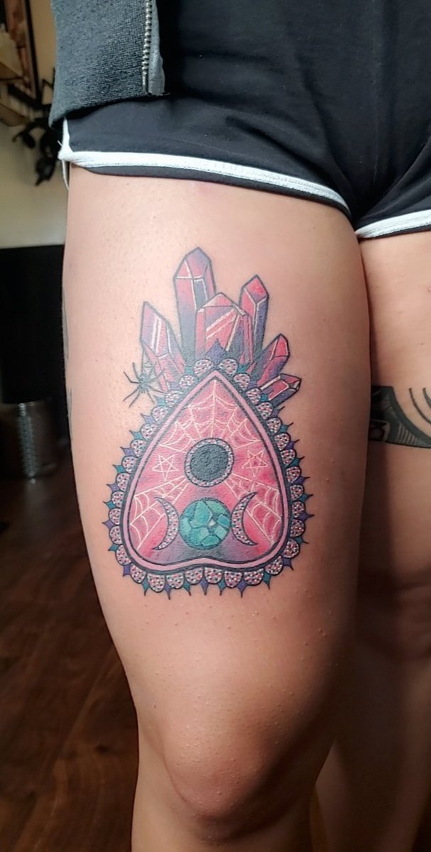 zofiaharbor's tweet photo. I'm here for a min but pls look at my new tattoo https://t.co/w70EfDhAUr