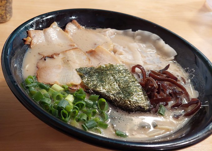 濃厚なラーメン…気合いが入りますね 