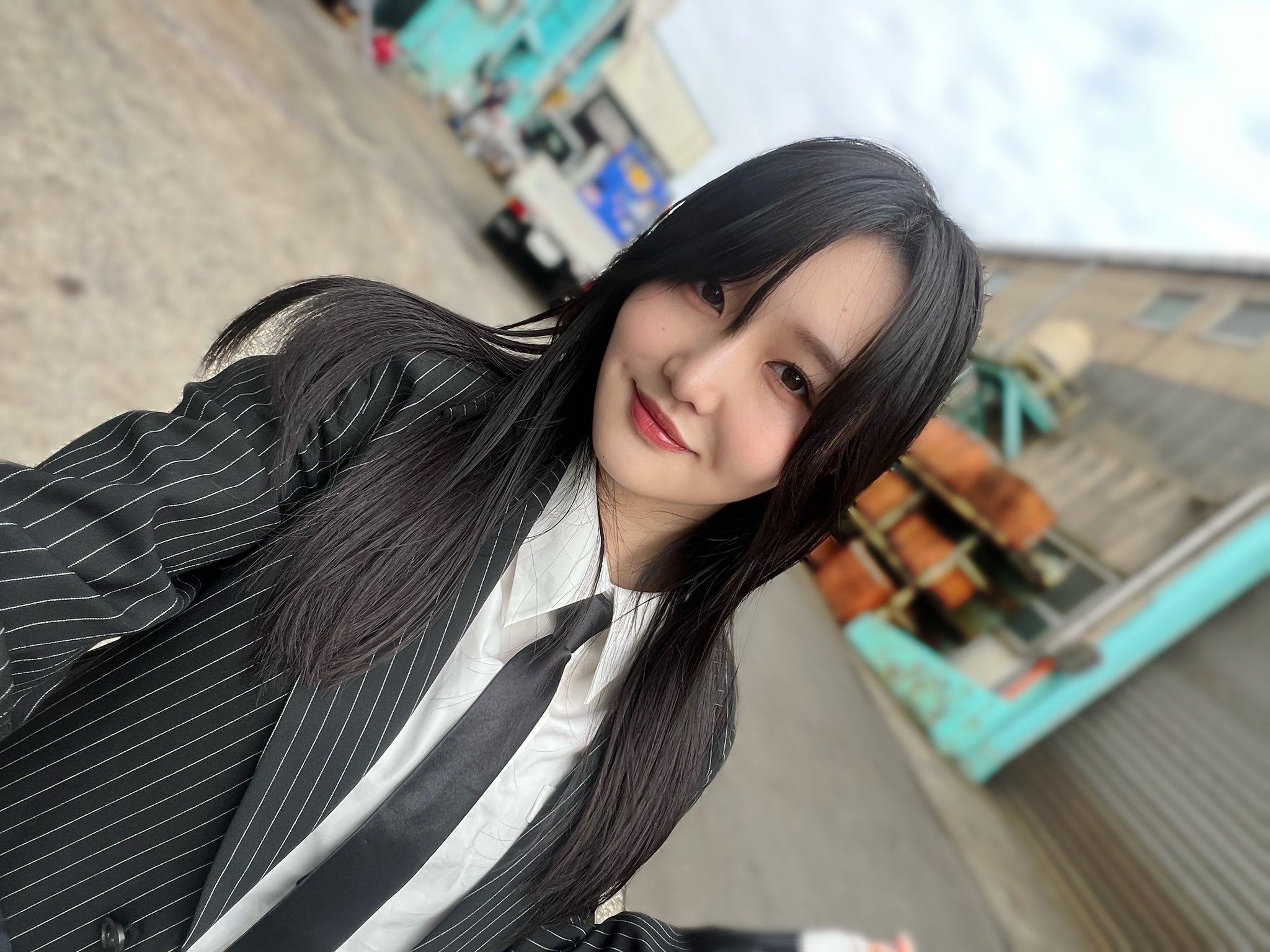 ニアジョイ　藤沢莉子　2022 May 初期制服　直筆 駿河屋 -<中古>ニアリーイコールジョイ(≒JOY)/藤沢莉子/上半身