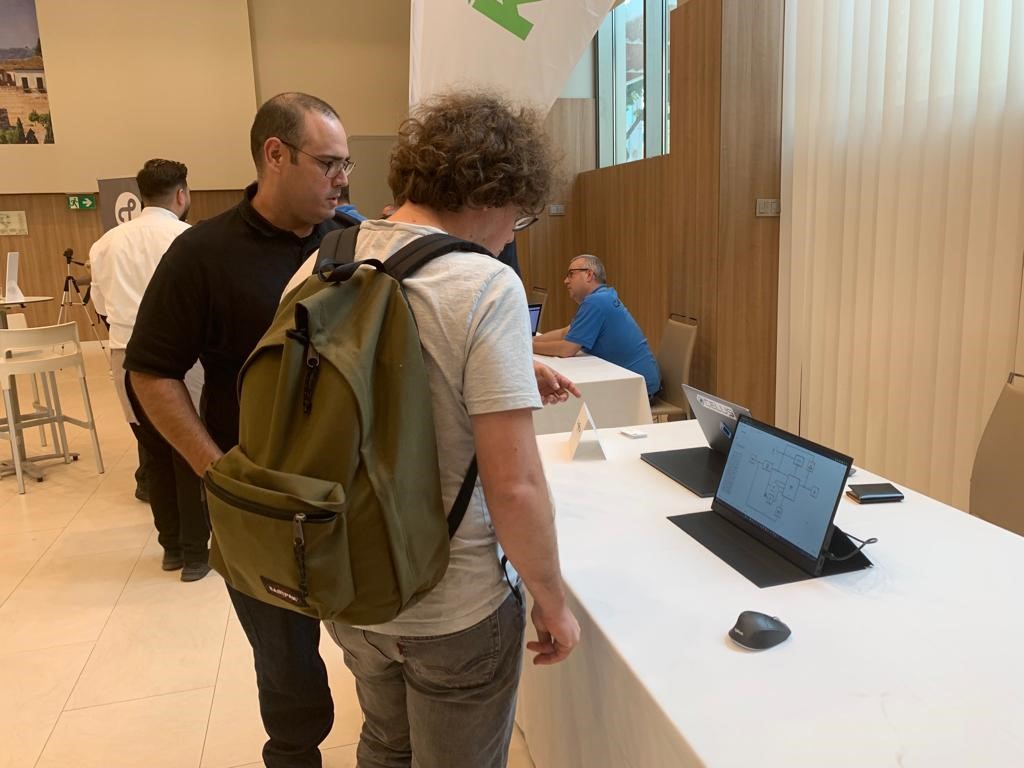 .... at the recent @TheThreadGroup Member Meeting in Malaga, Spain, presenting the first #IoT toolkit for Thread-based connected devices allowing end-to-end design at a functional level, developed by @cascoda and #CELUS... What have you been up to last week?