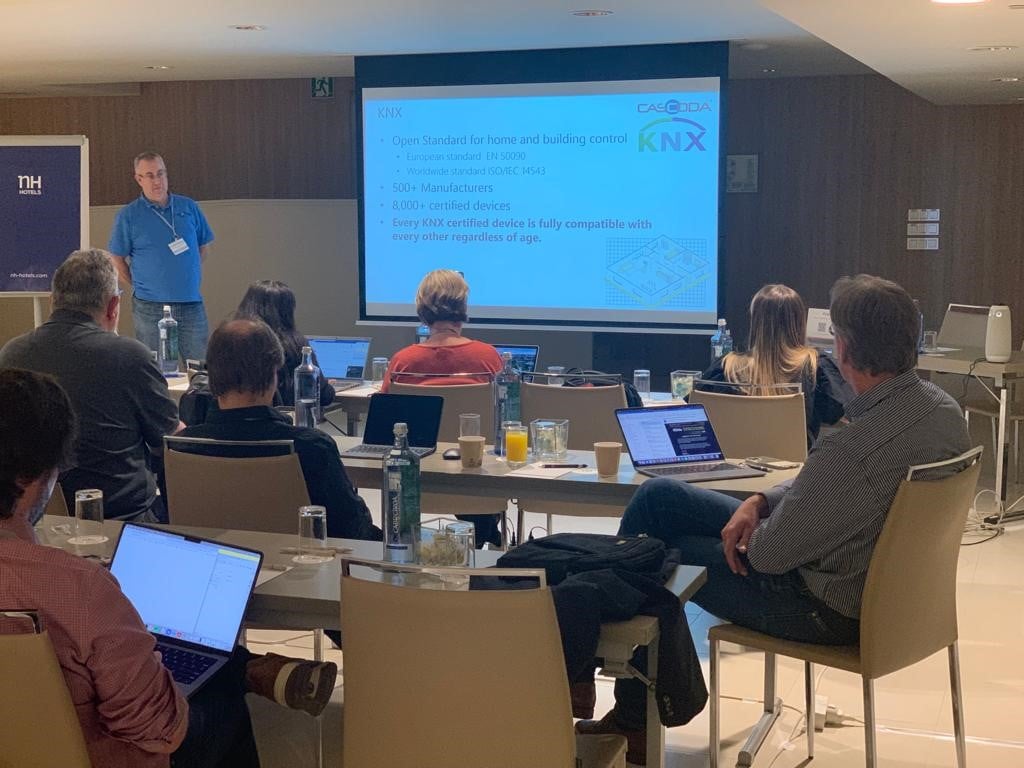 CELUS - From thought to circuit in record time! tweet media