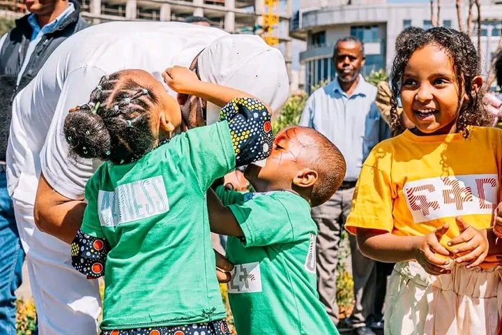 MuhammadHaydera's tweet image. The second phase of Friendship Park opened today. It combines sports, games, and social interaction. Children learn about science and technology while playing. Young people read and engage in sports. (1/2)