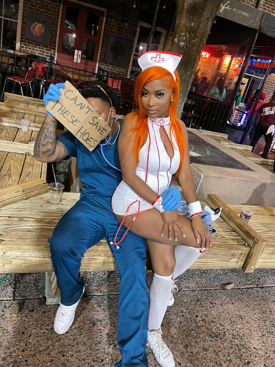 SuaveFromDaHill's tweet photo. I don’t know this girl, but our pictures came out perfect 😂🔥 https://t.co/gYxqcjaqC9