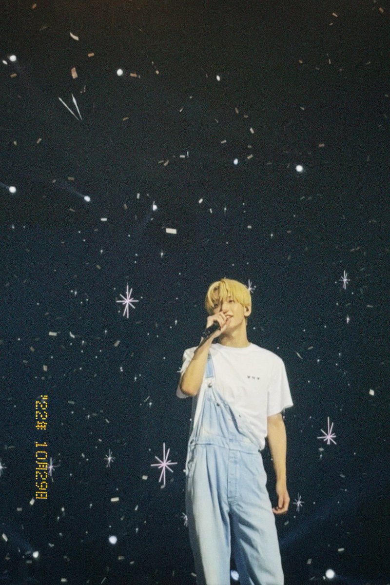 _louisiano's tweet photo. BEST NIGHT OF MY LIFE 😭 Thank you so much @happeehour @pulpliveworld  #ACTLOVESICKinMANILA_Day2 #TOMORROW_X_TOGETHER_Manila https://t.co/Bu5JUsTTkm