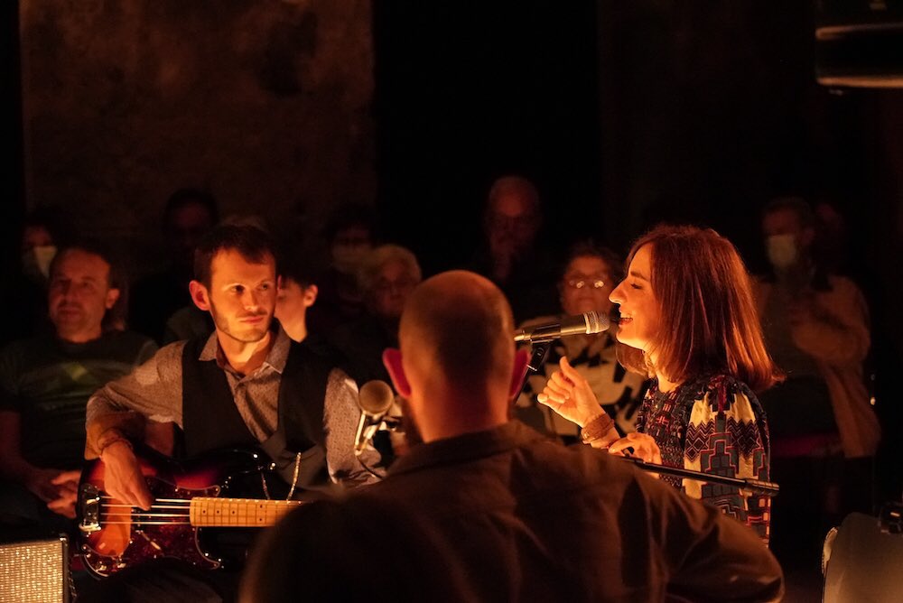 📸 #concert #intimiste #immersif
Merci au public de la Clé, salle de spectacle de la Commune de Fegersheim-Ohnheim pour son accueil chaleureux ! ♥️