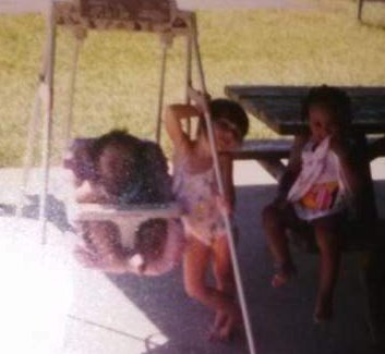 Cukieees's tweet photo. I was 3 months old in this first picture, I was in the house that burnt down. https://t.co/iTn8gVDlKB