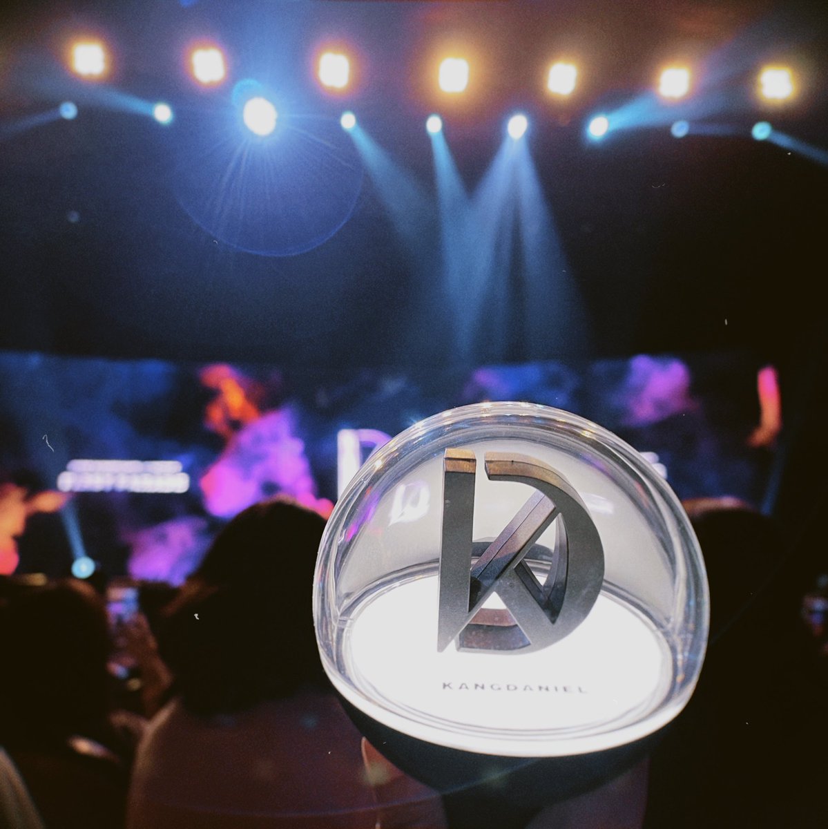 withdaniel_k's tweet photo. it's been a week but i'm still here

#FirstParadeinManila https://t.co/R7xOXgx6WK