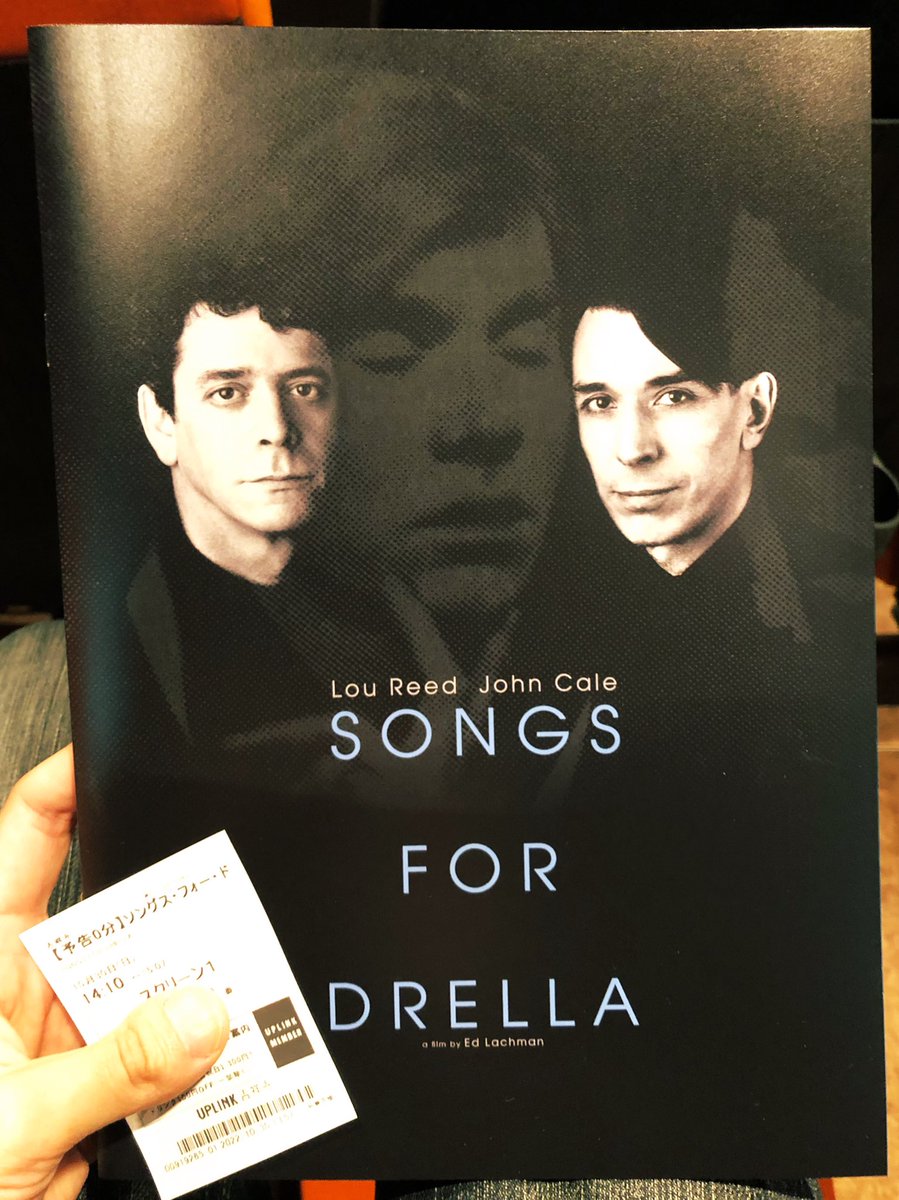 Moonflower0226's tweet photo. 『ソングス・フォー・ドレラ』めちゃくちゃ素晴らしかった……。ごく単純に、曲が、歌が、歌詞が、パフォーマンスが見事としかいいようがないのだ。そして、ルー・リードのギターとジョン・ケイルのピアノによって刻まれるリフが猛烈にかっこいい。この二人だけでロック／前衛音楽を体現する凄さ…… https://t.co/cPIso494gk