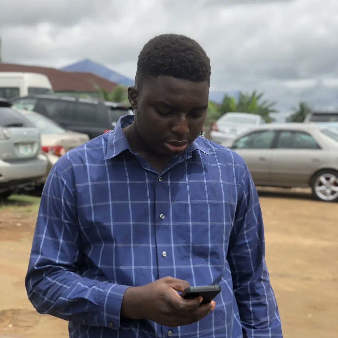 Heis_Betapikin's tweet photo. Happy Sunday family 💙

I have a lot of Freestyles on the WaY!!
@davido
@djkaywise
@DONJAZZY @fireboydml #อิแทวอน #PaulSilva #dogecoin #SouthKorea #LongMarchOnFriday28thOct #clocksgoback  #tembetapikin #betapikin https://t.co/vqI4xMh2bL
