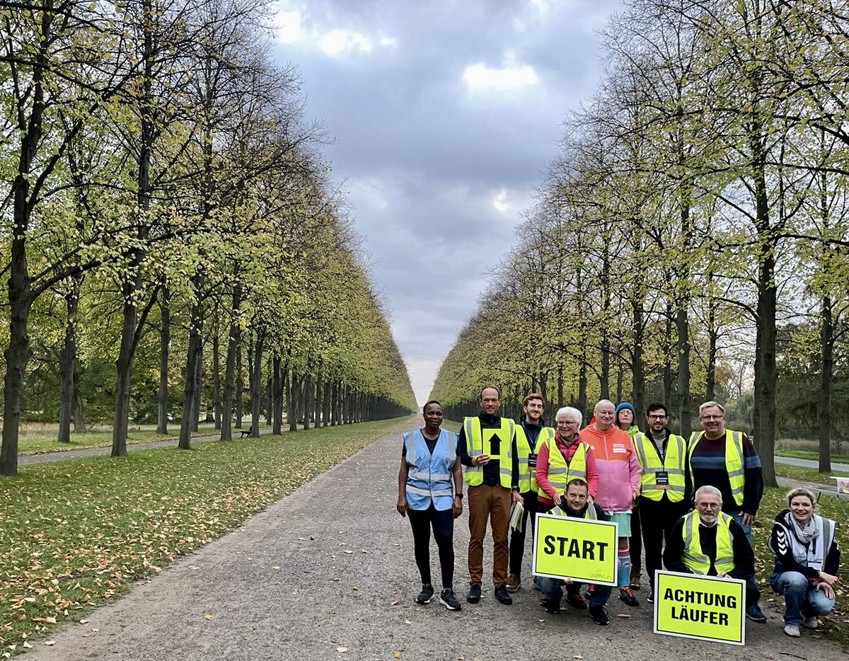 georgengartenpr's tweet photo. #georgengarten #parkrun #hannover
#️⃣ 186
🗓 29.10.2022
🏁 82 parkrunner
🆕 4 first timer
⏱ 9 new PBs
🦸 13 volunteers 🦺
🌳🏃‍♀️🏃‍♂️🌳
#loveparkrun #liebeparkrun https://t.co/S1NGENkTj1