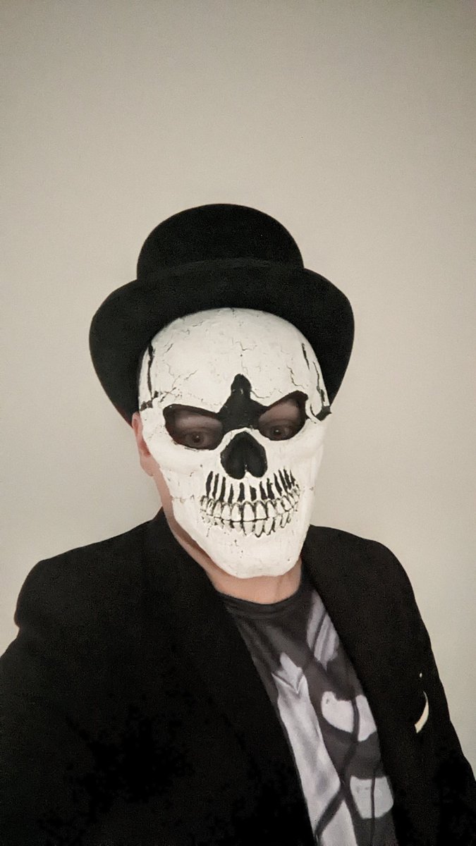 Halloween Stream beginnt, schaut gern vorbei <3 Euch erwartet Elden Ring, Fear Therapy und eine Watchparty <3 twitch.tv/sibow #Twitch #Halloween