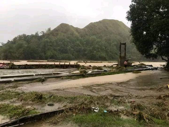 kimmctown's tweet photo. Some of the damages that Typhoon Paeng has brought to us. 😥
(photo credits to the owner)
#PaengPH #PrayForAntique #RescueAntique #AntiqueNeedsHelp #BangonAntique #PrayForPhilippines https://t.co/NGZeeGudYF