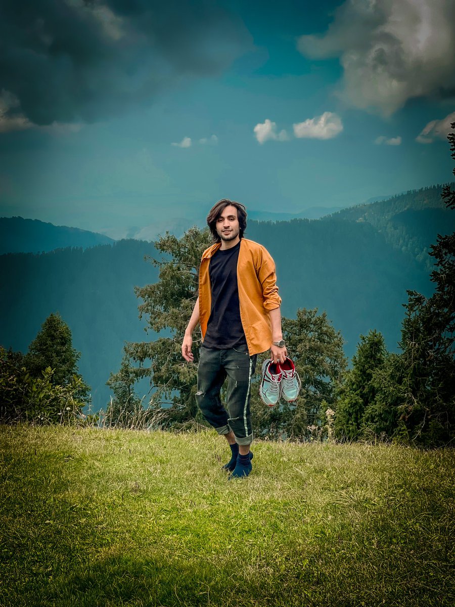 itsmismail1's tweet photo. Mushkpuri Trek is a 2 hours hiking (Non Stop) from Dunga Gali bazar. And The Trek Of Mushkpuri Will takes you to dense pine forest and meadows on top.🖤😍

Here is Complete Vlog Of The Trek😊
https://t.co/353u0Alr5V https://t.co/pmeg4mPfGN