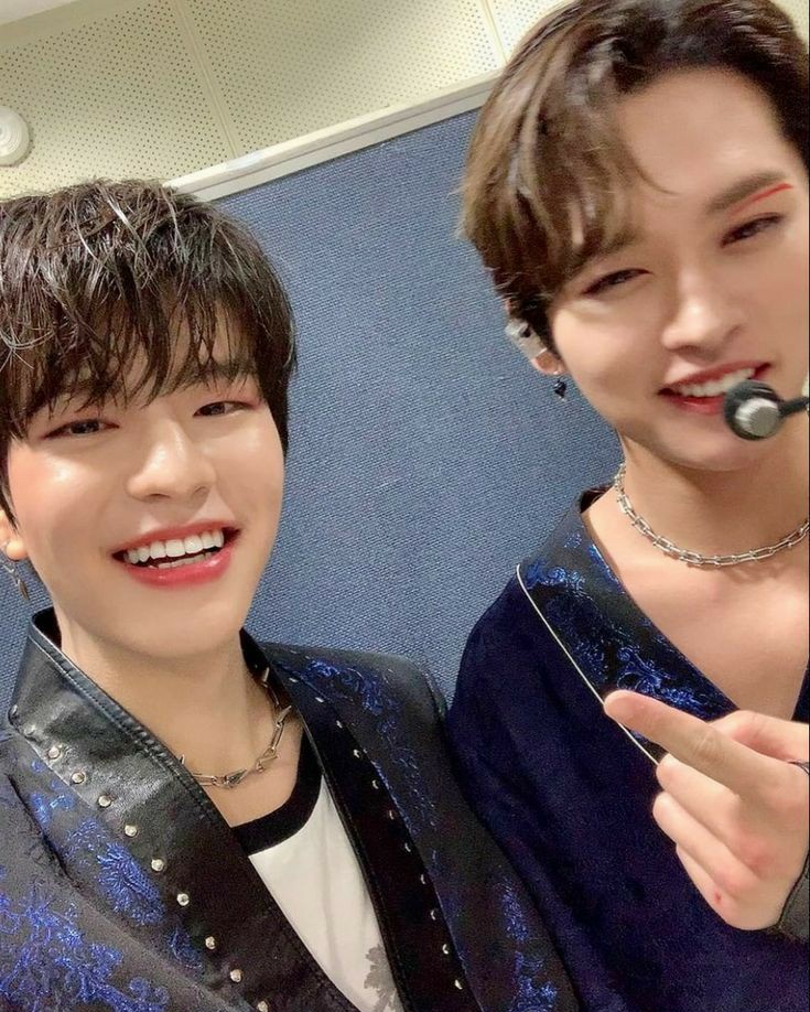 2minsarchive's tweet photo. thread of 2min's viral videos
#Straykids #MAMAVOTE https://t.co/z9cxHWXiI2
