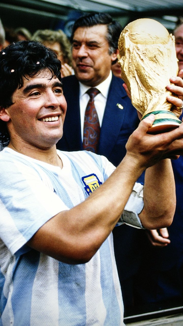 HAPPY BIRTHDAY TO A DIEGO MARADONA!!!!  