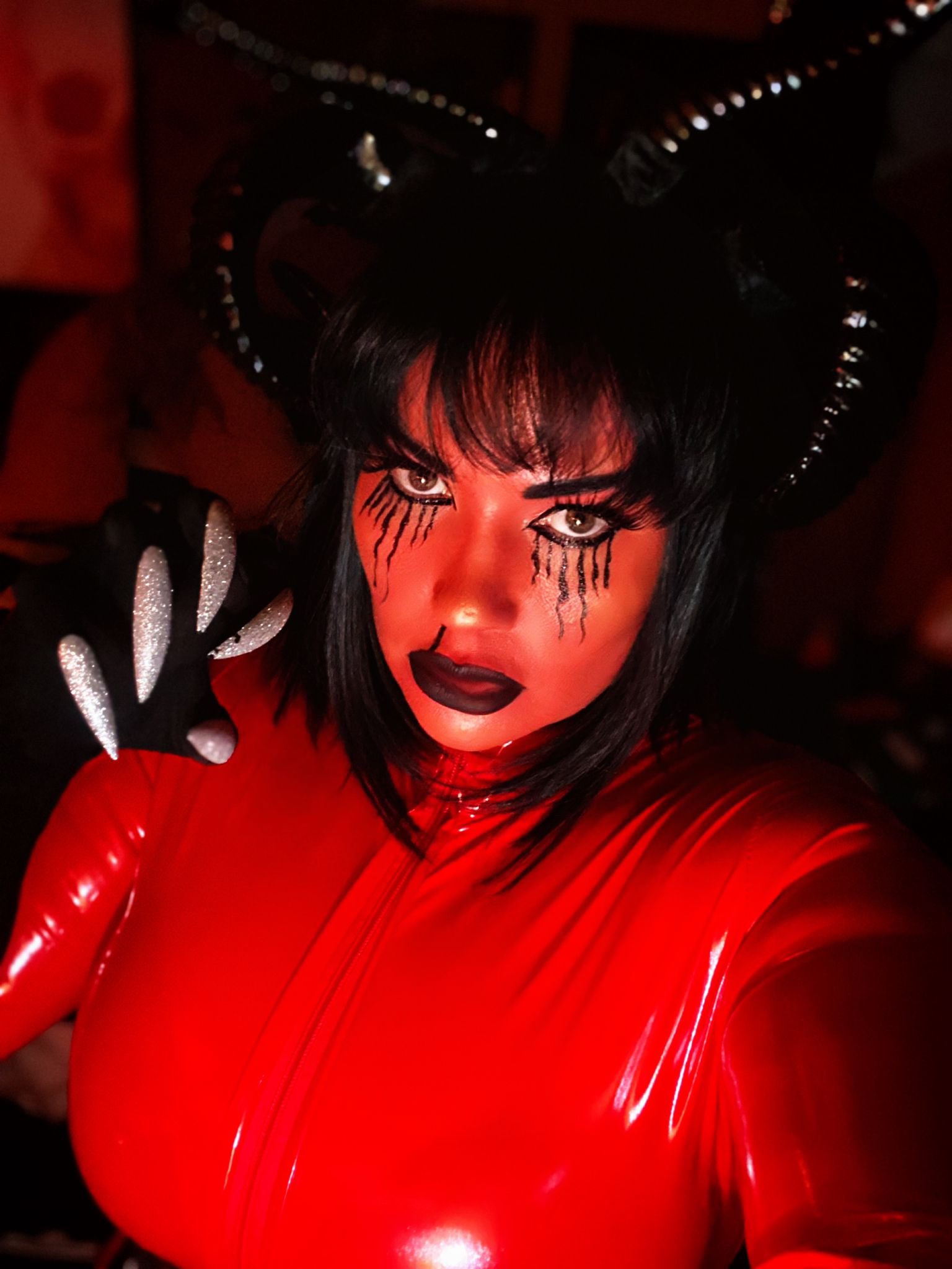 ☠️Miss Poison Candi☠️ on Twitter: "The demon of your nightmares 🎃 https