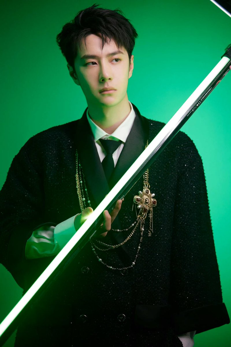 AiMlvlEe's tweet photo. Like father, like son???? Part XLI : 💚🖤
#ตุ๊กตาอี้ป๋อ #YiboDoll #ChaAimKidz https://t.co/KF7NcAaQbO