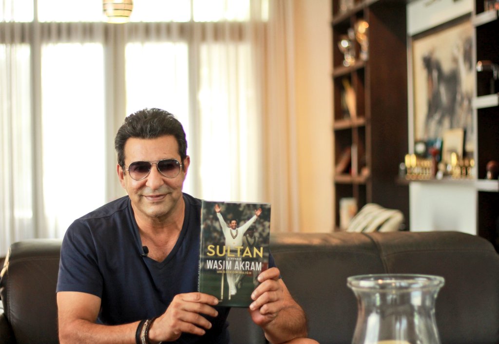 'SULTAN' a memoir 'Wasim Akram' by Gideon Haigh...

Available for pre-order now!
smarturl.it/SultanbyWasimA…

#HardieGrant #GideonHaigh #SultanByWasimAkram #WasimAkramBook