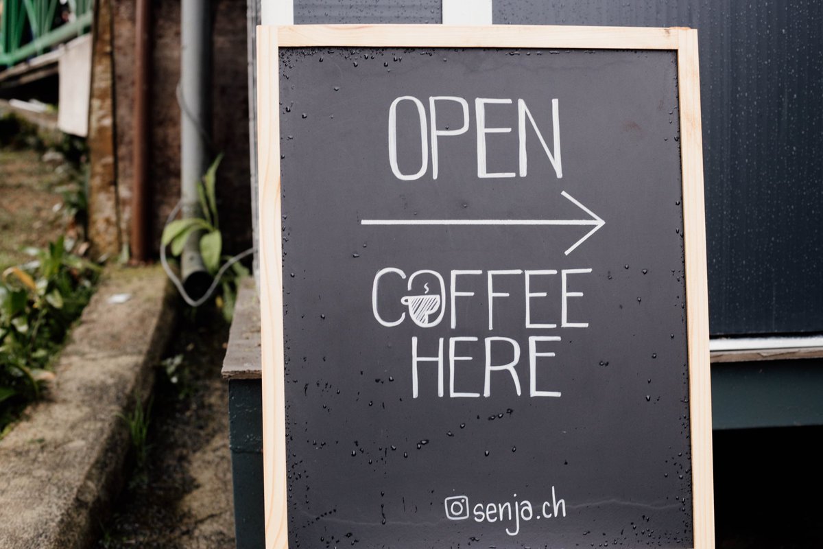 Senjacoffeenbar's tweet photo. Kopi mengajar kita bahawa rasa pahit juga dapat dinikmati.

@petakopi_my @ngopiss @JemaahNgopi_ @jomtravel_ @MalaysiaFood https://t.co/duCM67ORsU