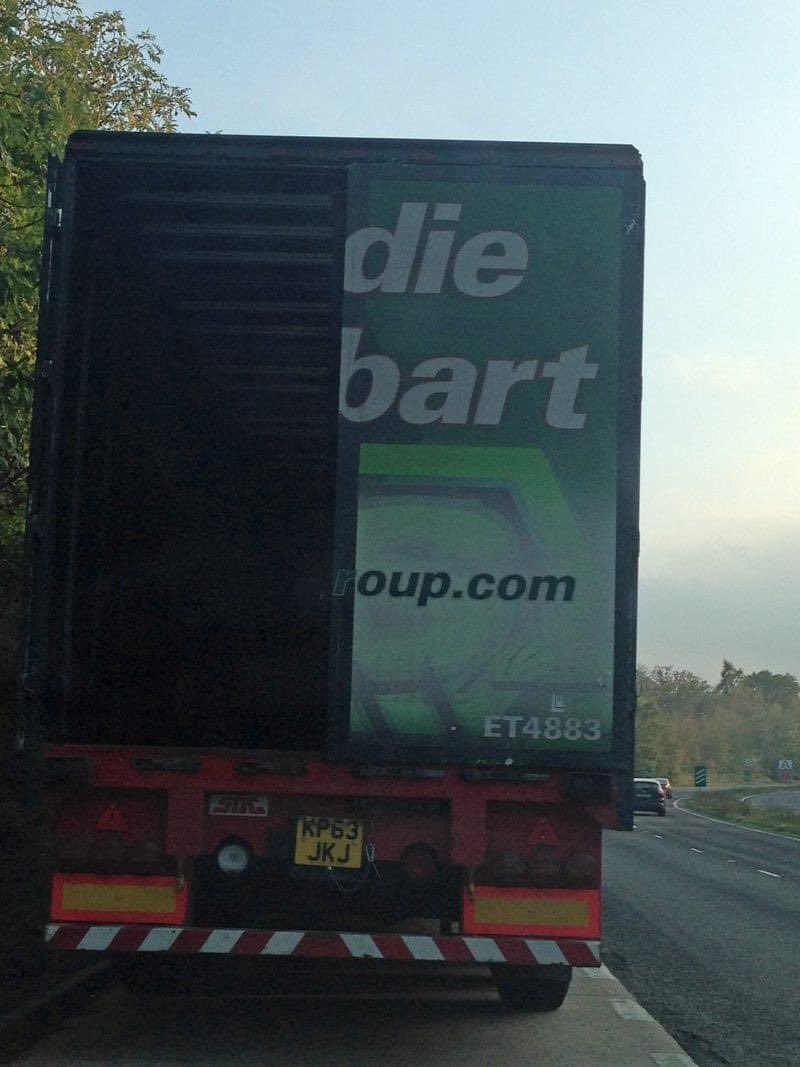 alistaircoleman's tweet photo. Facebook has reminded me that it is eight years today since I saw Sideshow Bob’s lorry on the Swallowfield Bypass. https://t.co/aWPdz7CUIR