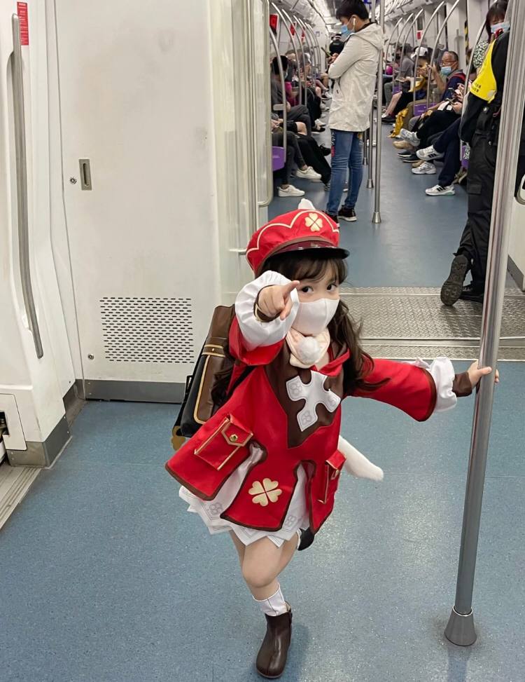今日電車の中でクレーさんに会って可愛いね🥰
#コスプレ