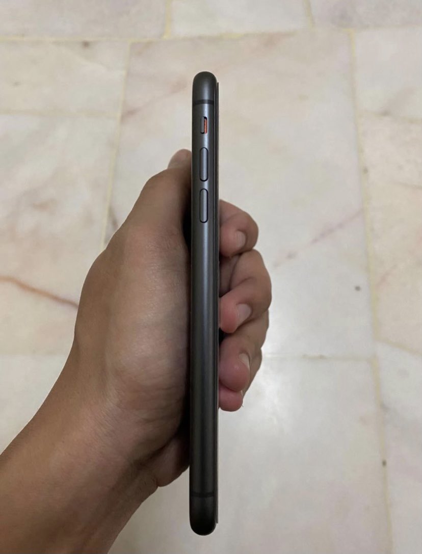 atip_iphone's tweet image. Iphone 11 128gb Myset. good condition. System all fully function. Face id ✅ trutone ✅. Harga RM1450 cod kl/selangor