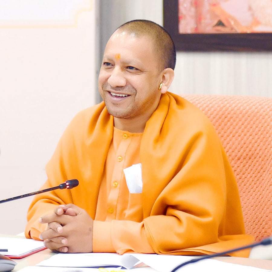 योगी जी ने उत्तर प्रदेश में #स्वच्छ_सुरक्षित_छठ के लिए अधिकारियों को स्पष्ट निर्देश दे दिया है। 

उन्होंने कहा है कि प्रकृति संरक्षण के प्रति दायित्व को एहसास कराते इस पर्व में कोई बाधा उत्पन्न नहीं होनी चाहिए।
<a href="/beingarun28/">Arun Yadav</a>