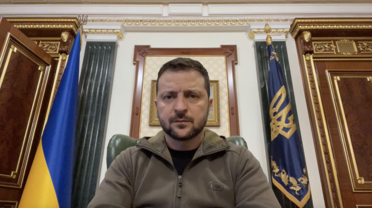 Zelenski: Rusya’dan beklenen bir adımdı

ensiyasihaber.com/dunya/zelenski…