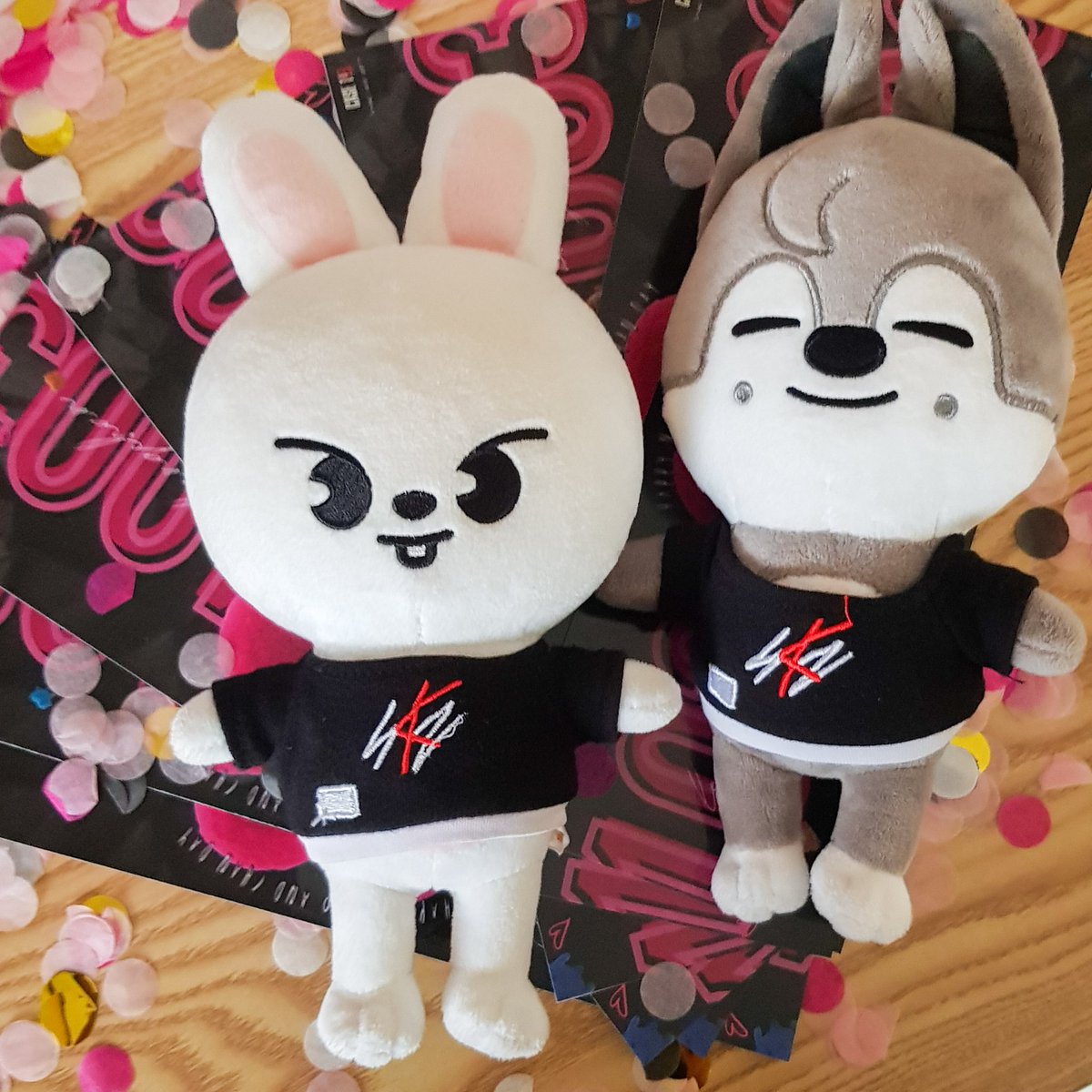 bleusode's tweet photo. case finally solved! organizing this
minchan birthday cse was really a
rollercoaster ride for us, big thank
you to @PL4NETSKZ having me w
you. here's to more skz events for
us in the future. 'til next time ๐ซถ๐ป
#Case143x2 #StayInScene ๐ https://t.co/fJMW0bgpiZ