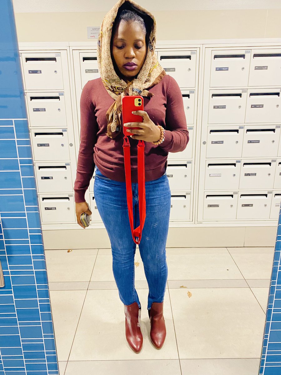 LiliBluePearl1's tweet image. Happy Sunday to you all 🤍💙Remain blessed and always stay positive ….✌️#lilibluepreal💪🏼