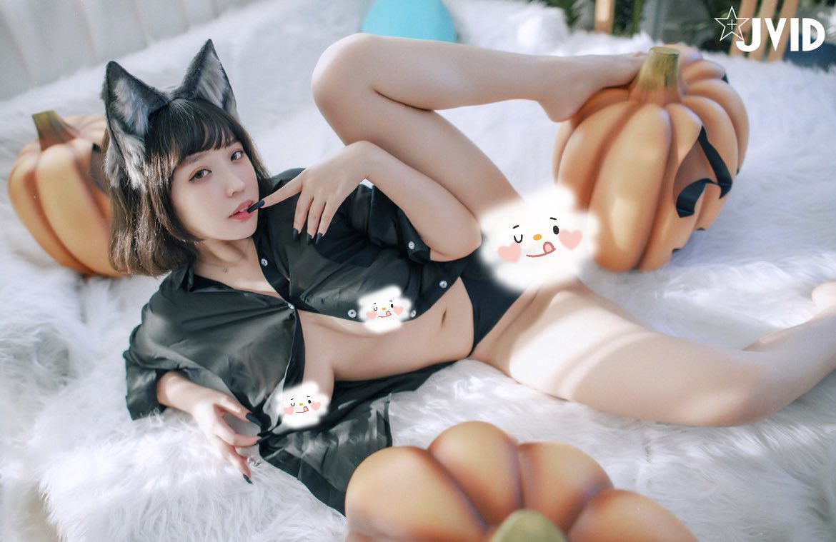 萬聖比賽進行中❤️❤️
👼😈好評如潮🎃
比賽後會將過激尺度照片下架轉至訂閱觀看
先買先省🔥🔥
🔗限時動態有❤️
也可以私茹喔
現在兩本都收藏還可以私茹Jvid 換福利喔
（比賽獎勵統一於賽後發放）
#寫真 
#萬聖節 
#Halloween https://t.co/wgZ6aEn8cB
