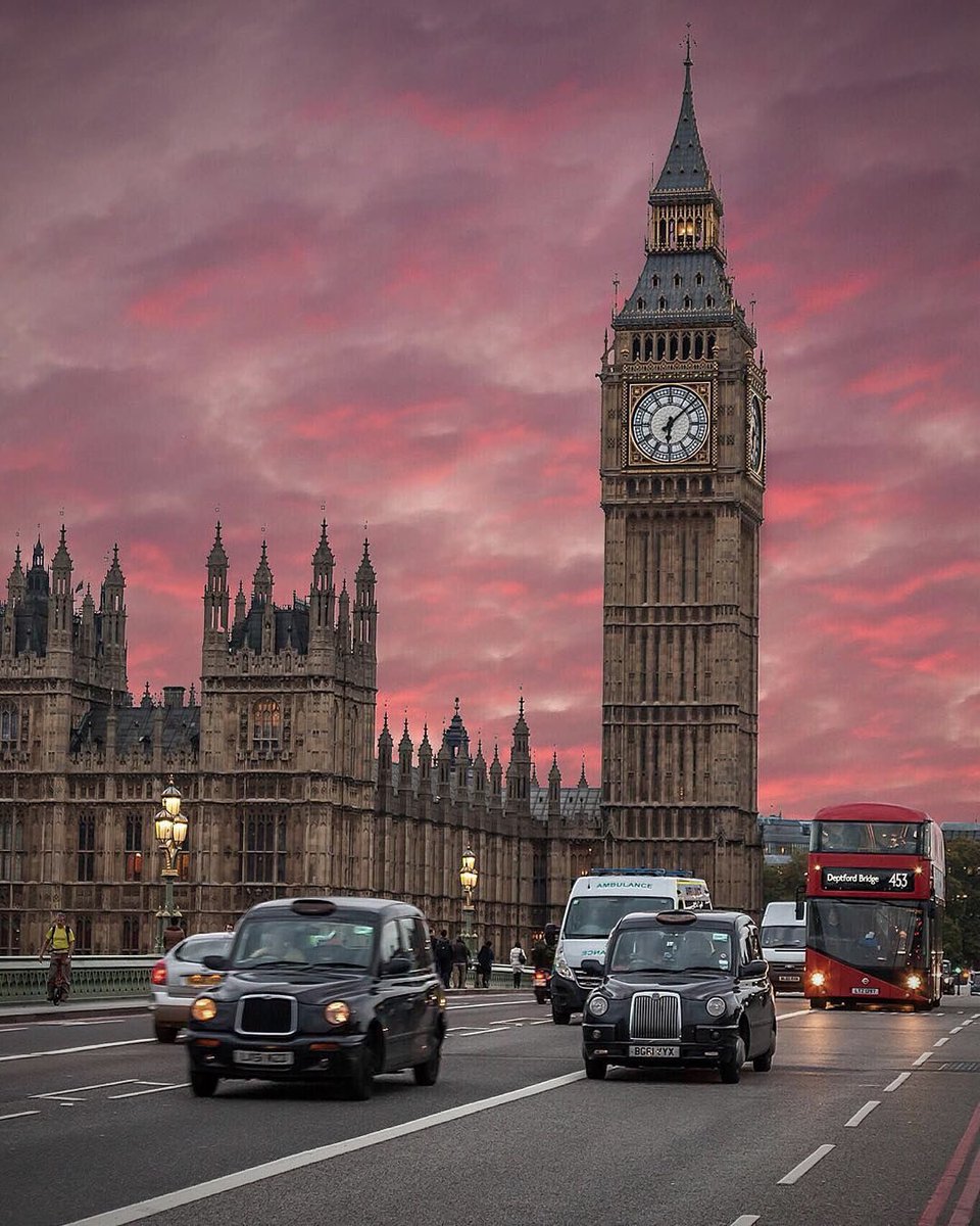 LeenaJuarej1's tweet photo. London Dreams https://t.co/uNufqdmw1v